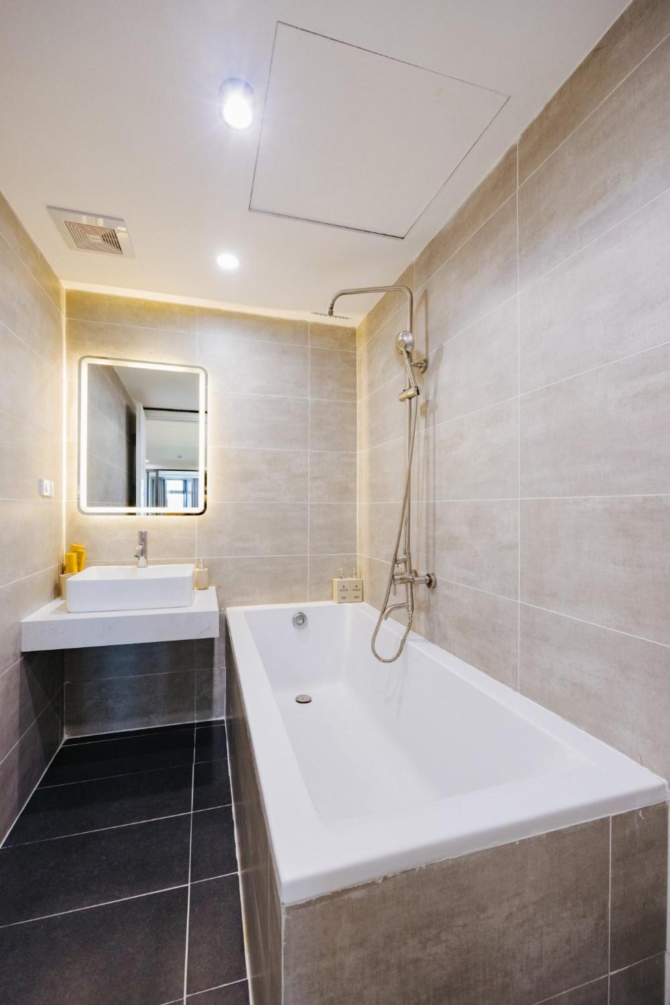 Muse Hanoi Serenity Suites Экстерьер фото